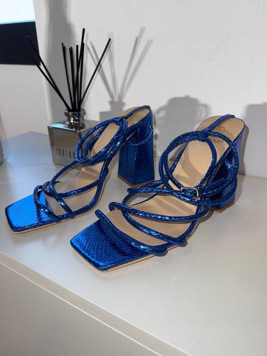 Mia metallic heels blue