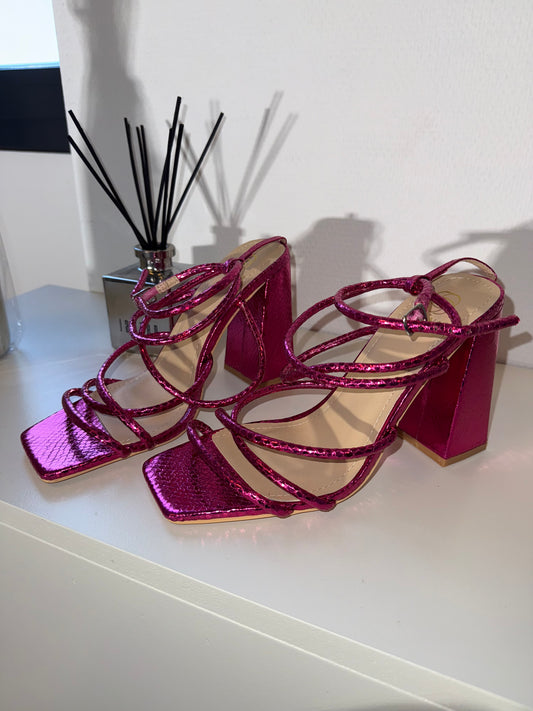Mia metallic heels fuchsia