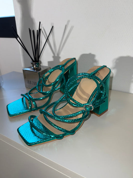 Mia metallic heels green