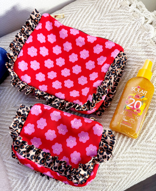 Feed me summer pouches smiley print