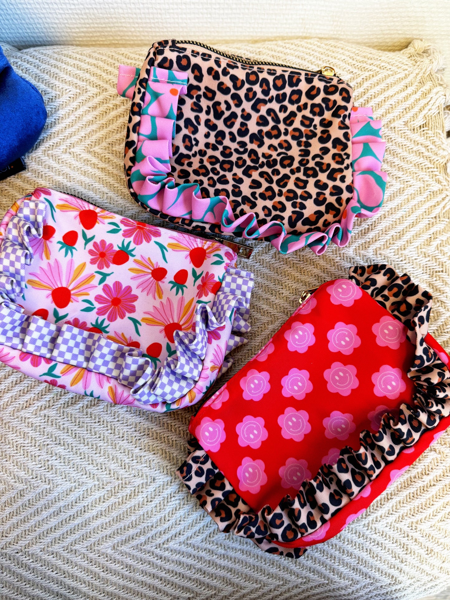 Feed me summer pouches leopard
