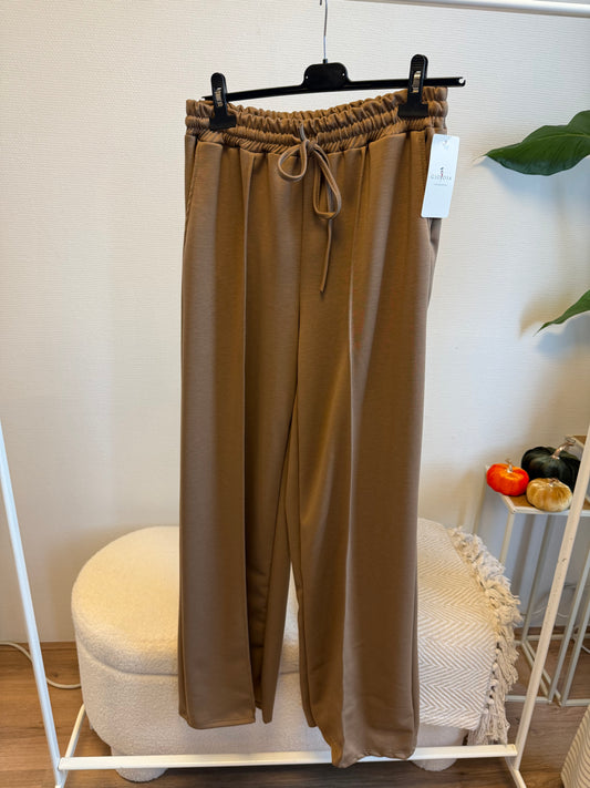 Tailored jogger straight fit camel