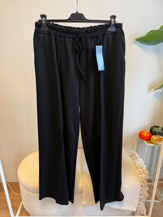Jaimy jogger straight fit black