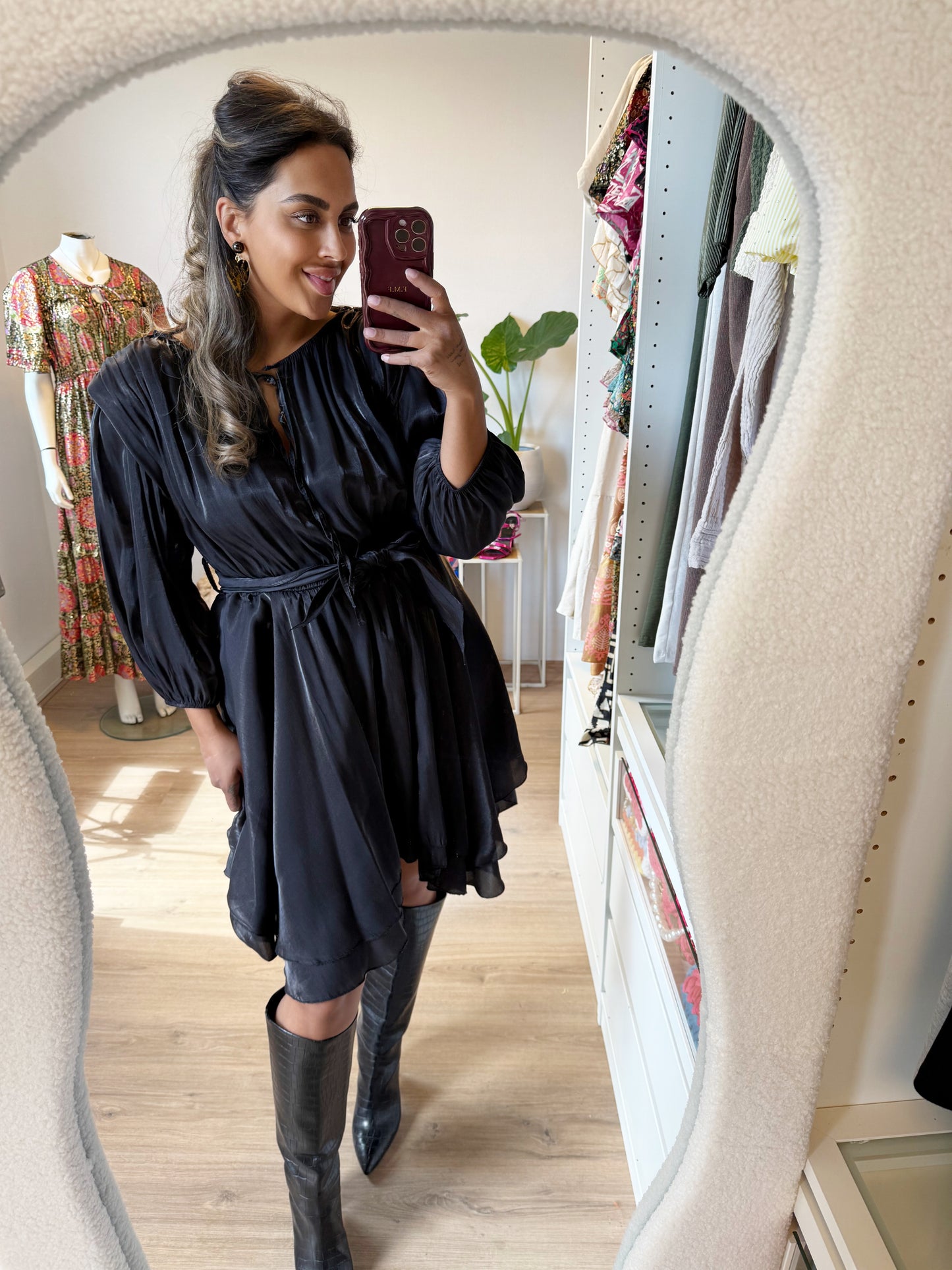 Savannah silky ruffle dress black