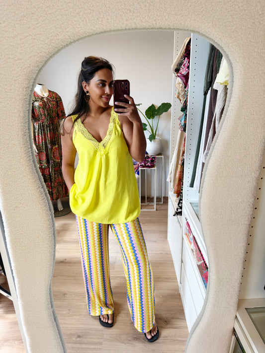Lina lace top bright yellow
