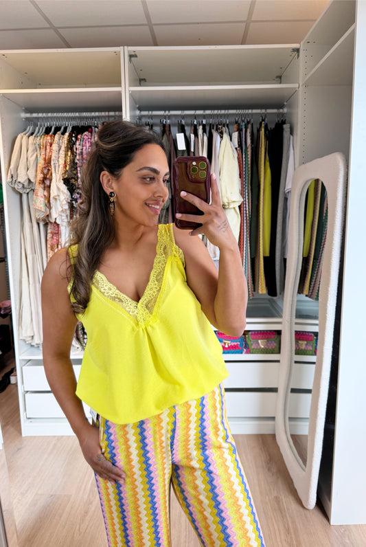 Lina lace top bright yellow