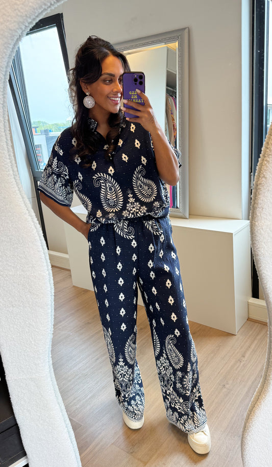 Paisley tweedelig pak met strass donkerblauw