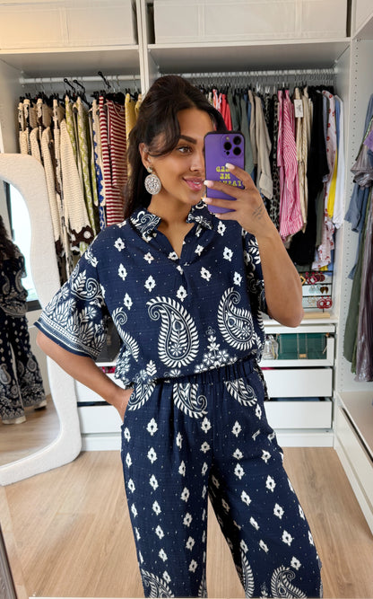 Paisley tweedelig pak met strass donkerblauw