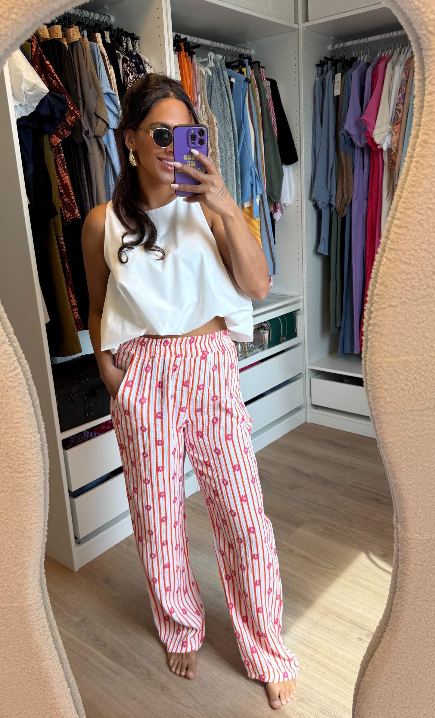 Mousseline broek met rechte pijpen bloemenprint wit