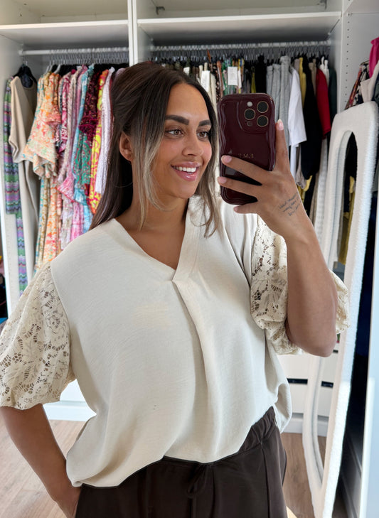 Leah lace top beige