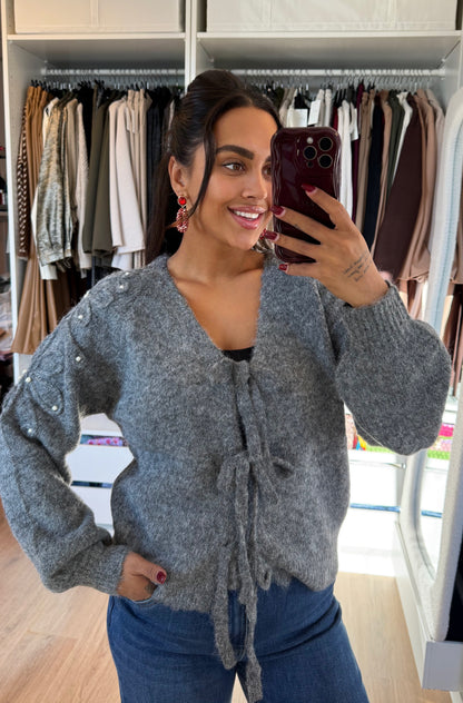 Sweater strik met bloemen & parels grijs