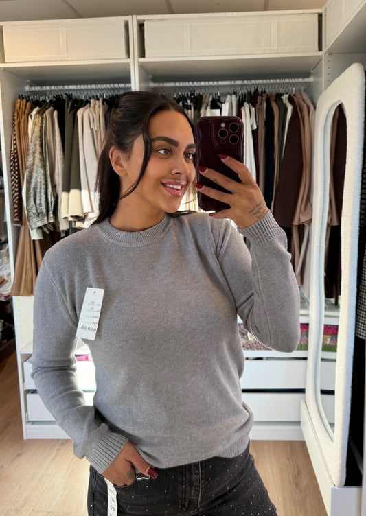 Sweater super soft ronde hals grijs