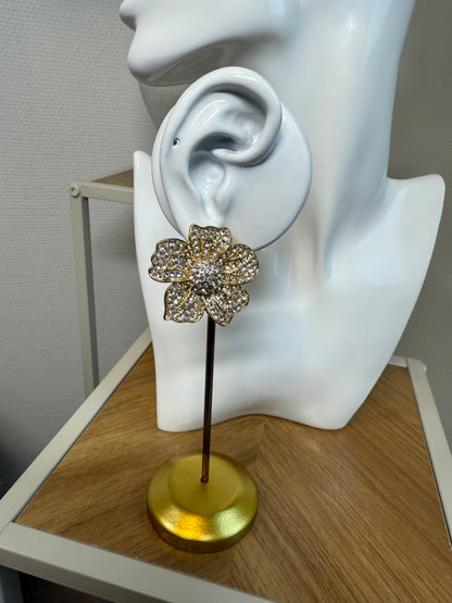 Oorbellen bloem goud met strass steentjes