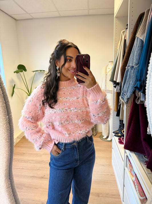 Fluffy sweater lichtroze