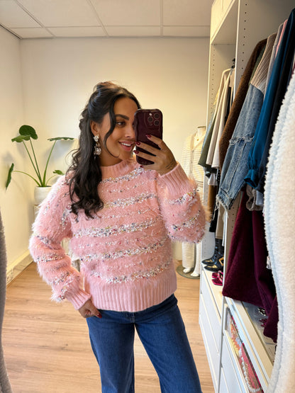Fluffy sweater lichtroze