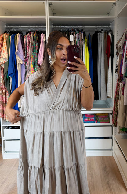 Lorena midi dress taupe