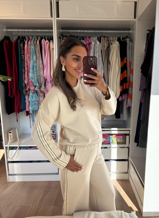 Scarlet stripe jogger set beige