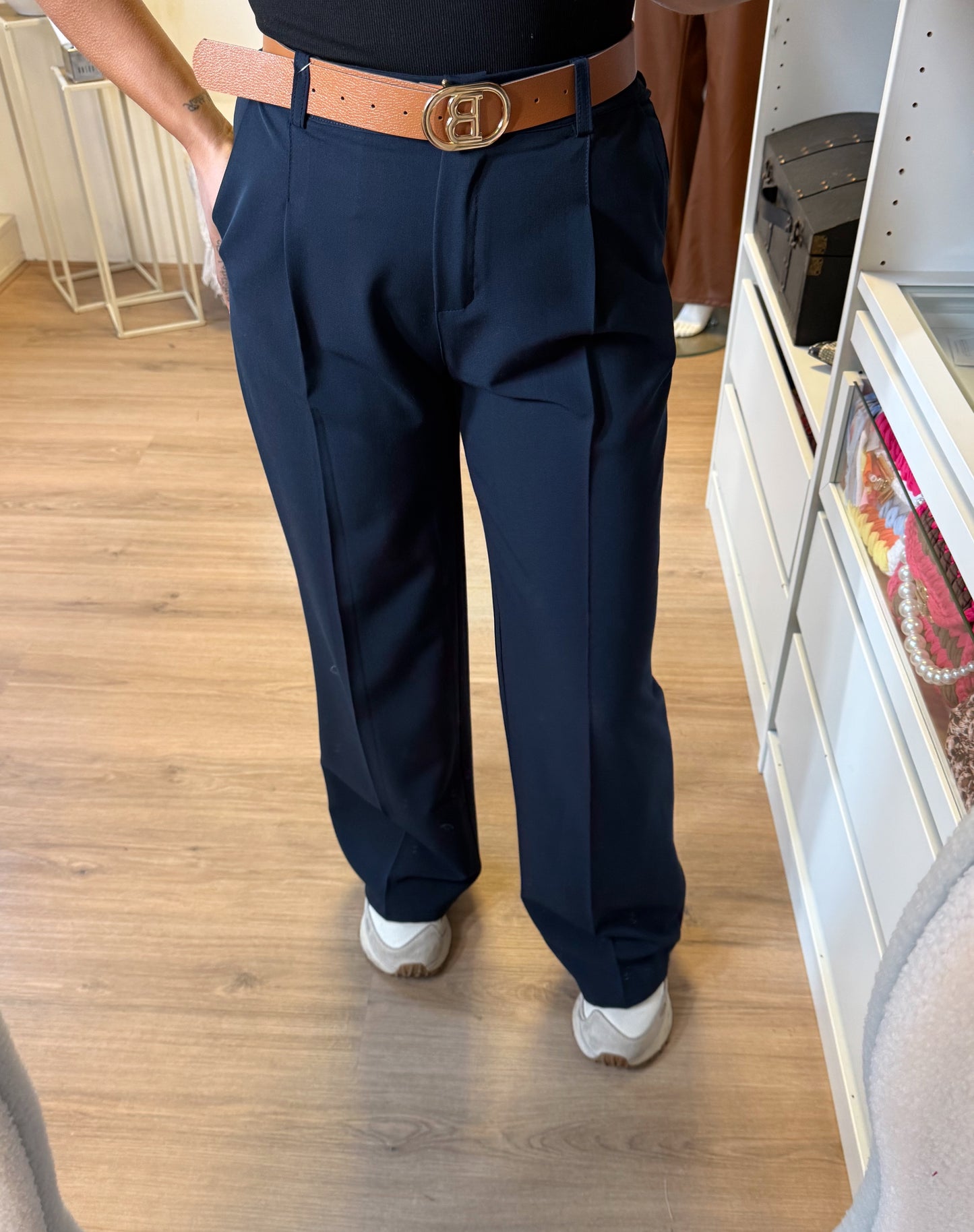 Pantalon straight fit met riem donkerblauw