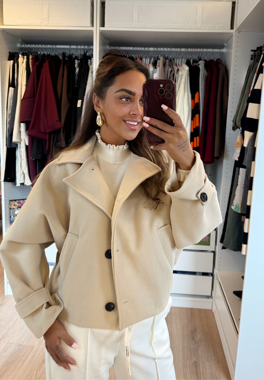 Benthe butterfly trenchcoat beige