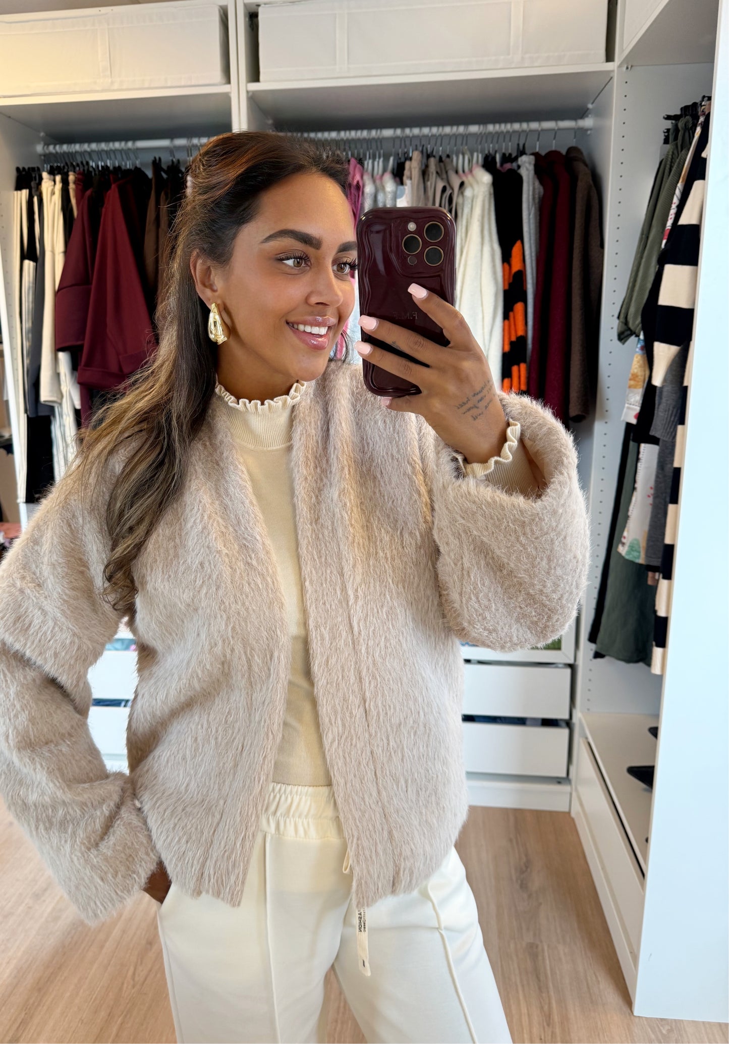 Noor soft faux fur jacket beige