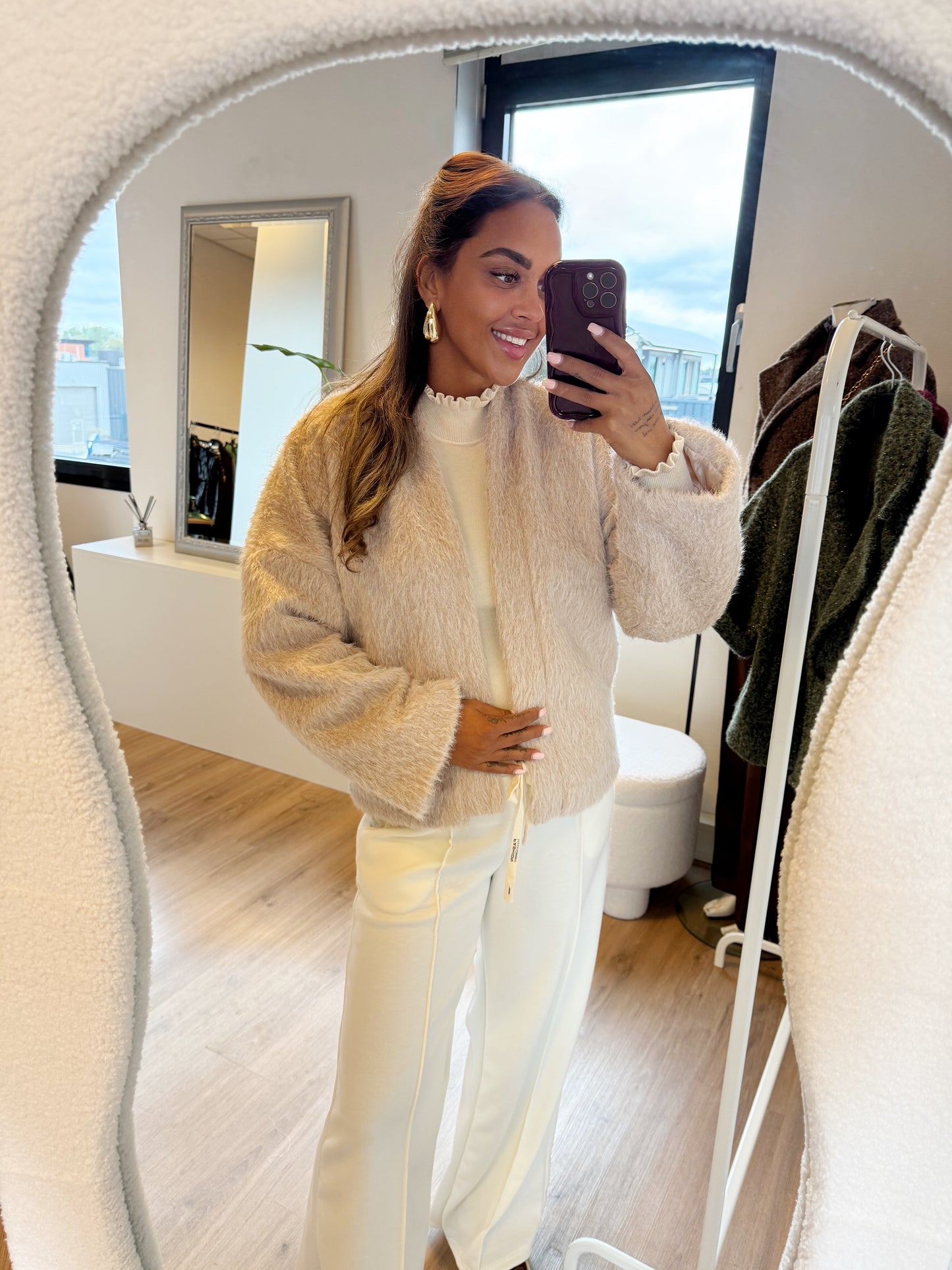 Noor soft faux fur jacket beige