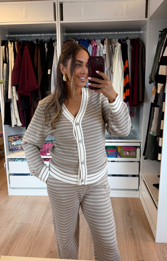Chanelle luxe two-piece set taupe & white