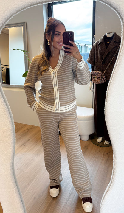 Chanelle luxe two-piece set taupe & white